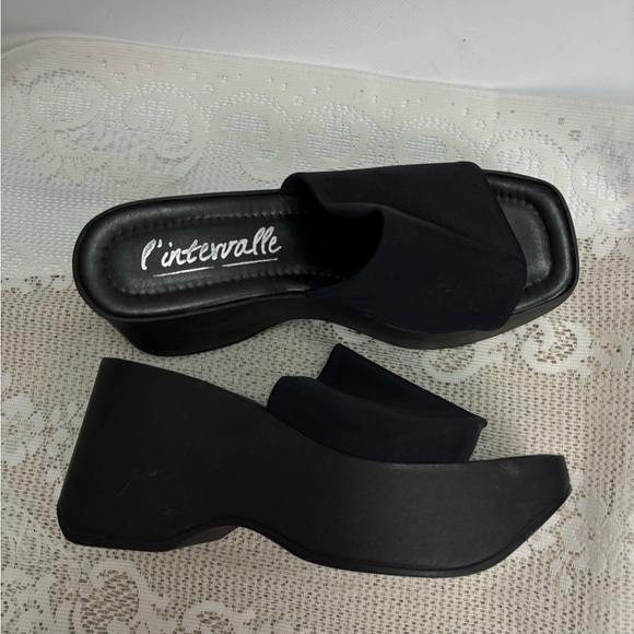 L'INTERVALLE Shoes - L'Intervalle Platform Wedge Sandals